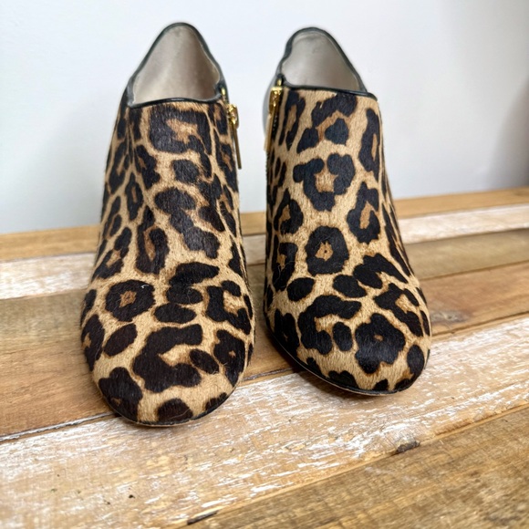 Michael Kors Black and Leopard Heeled Boots Size 7 Women’s - Picture 15 of 16